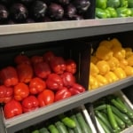 poivrons rouge et jaune avec courgette