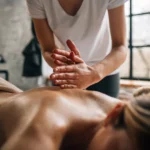 femme qui recoit un massage