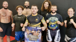 1 an d'abonnement au cours de Grappling 2 fois par semaine